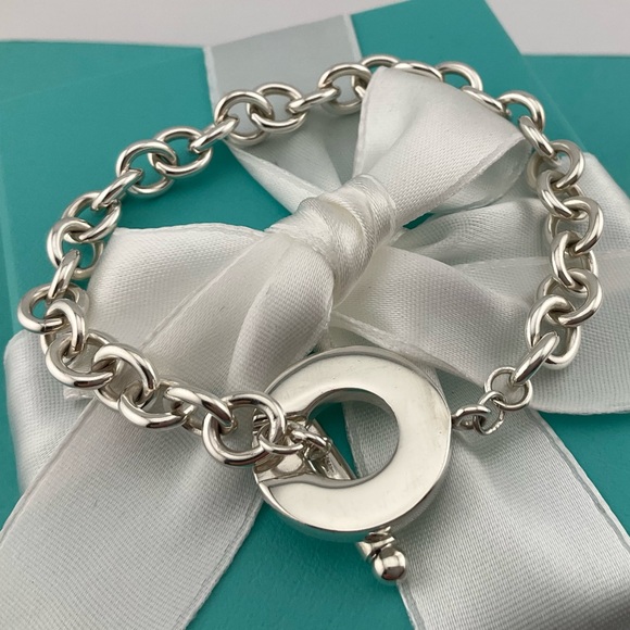 Tiffany Toggle Bracelet - Picture 4 of 6